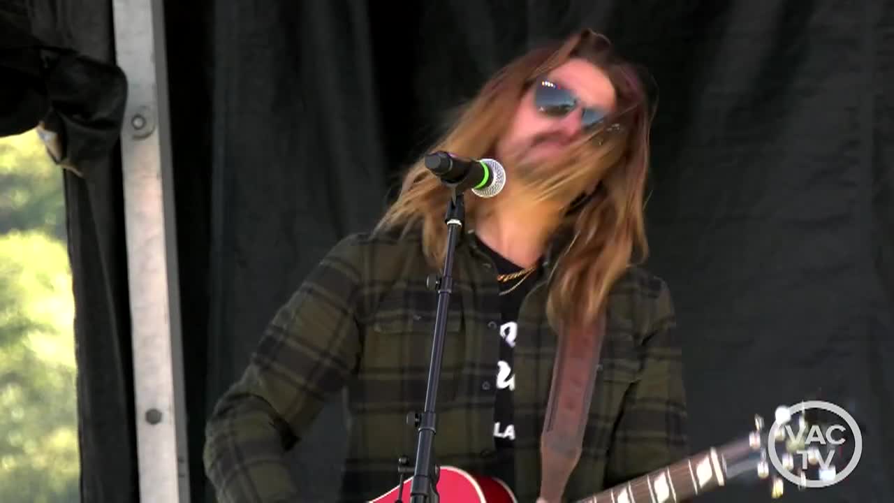 2025 Harvest Fest - Dez and Taylor